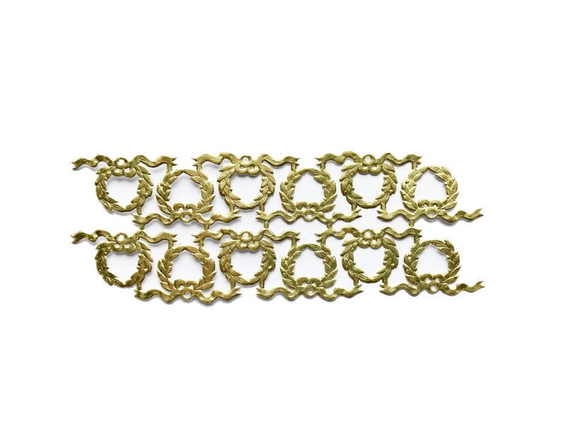 Dresden Ornaments - Mini Wreaths image 0