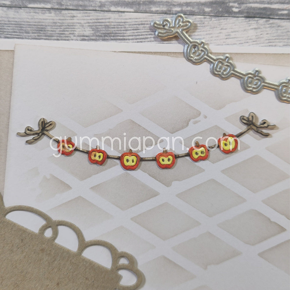 Gummiapan - Apple Garland